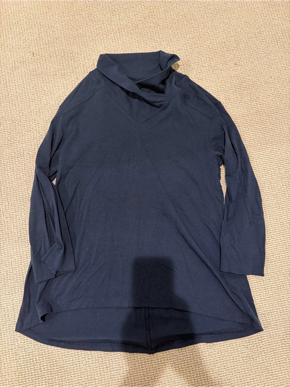 Southcott Navy Cowl Neck High Low Tunic Top Size 1 Made in USA

Description
